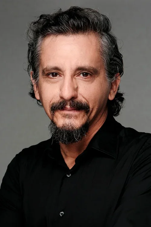 Profile image of Miguel Iza