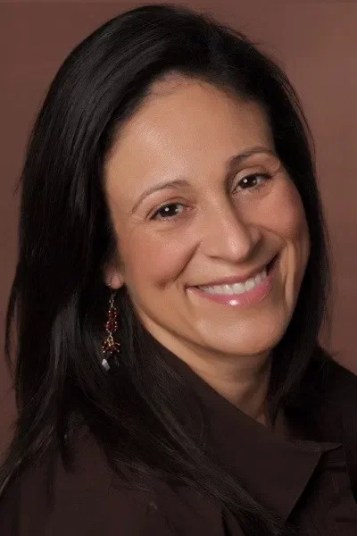 Profile image of Elizabeth Avellan